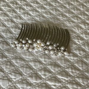 Pearl and crystal hair comb